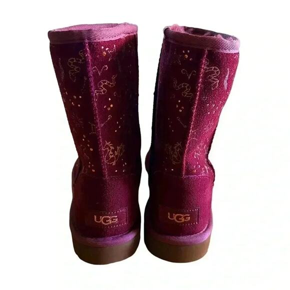UGG CLASSIC ZODIAC SHORT WILD GRAPE SUEDE SHEEPSKIN WOMEN'S BOOTS SIZE US 5 NWOB - Picture 5 of 8